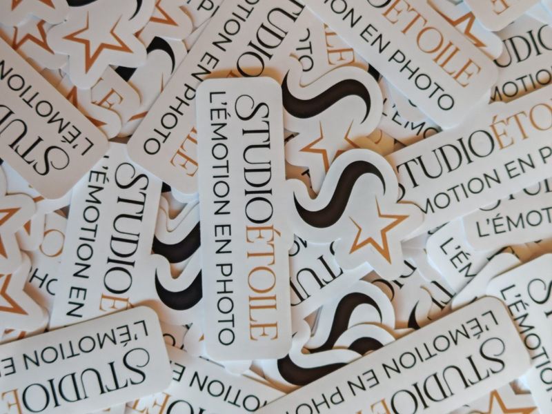 Stickers découpés à la forme du logo Studio Étoile